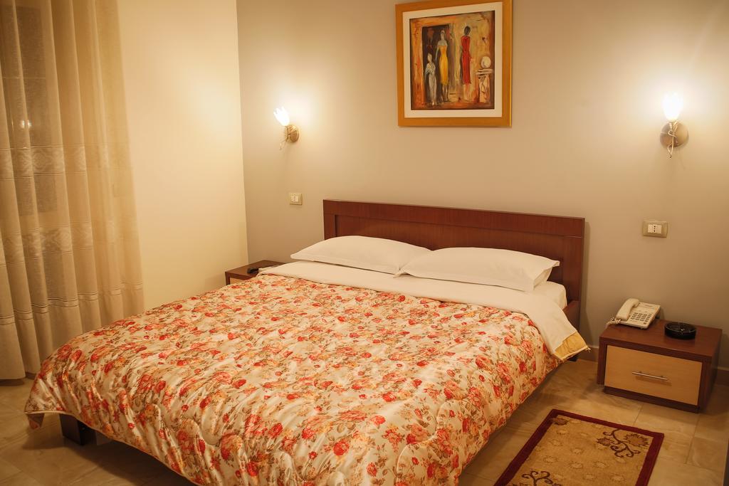 Grand Hotel 엘바산 외부 사진
