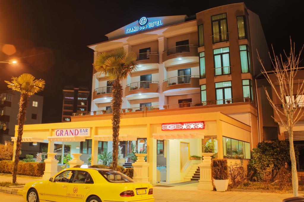 Grand Hotel 엘바산 외부 사진